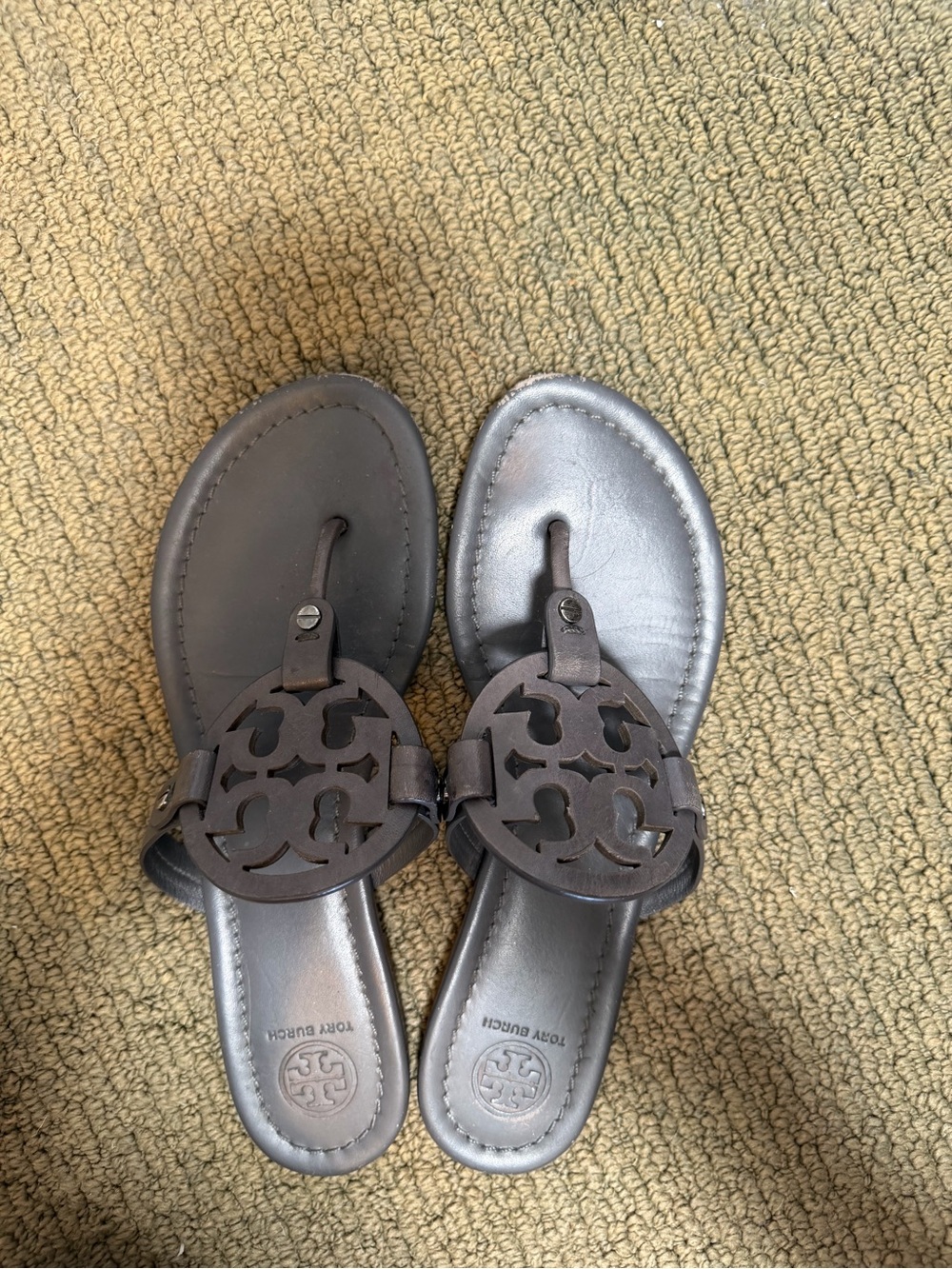 Tory Burch Miller Leather Logo Sandal in Dark Gray